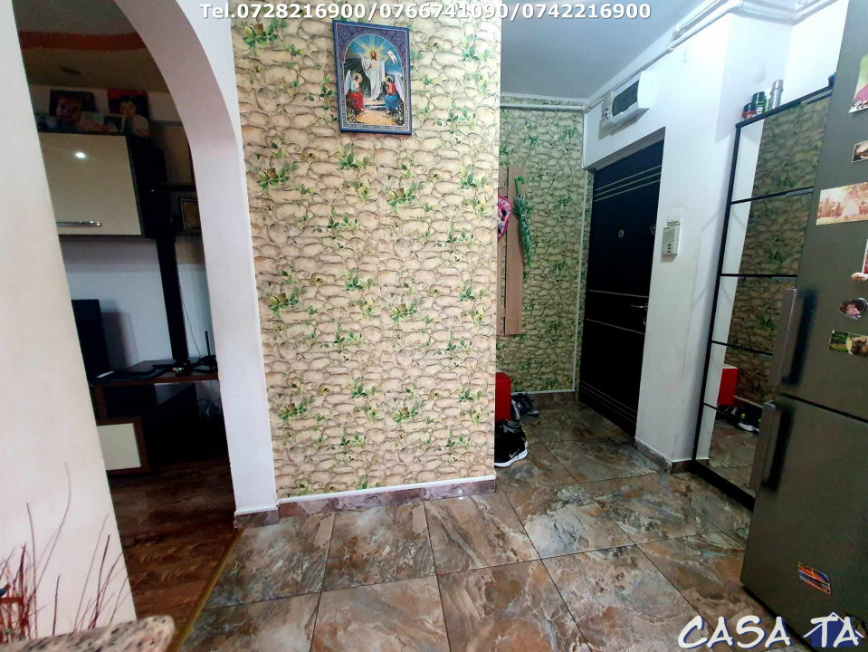 Apartament 3 camere, situat în Târgu Jiu, strada 9 Mai- zona Parcului Lido