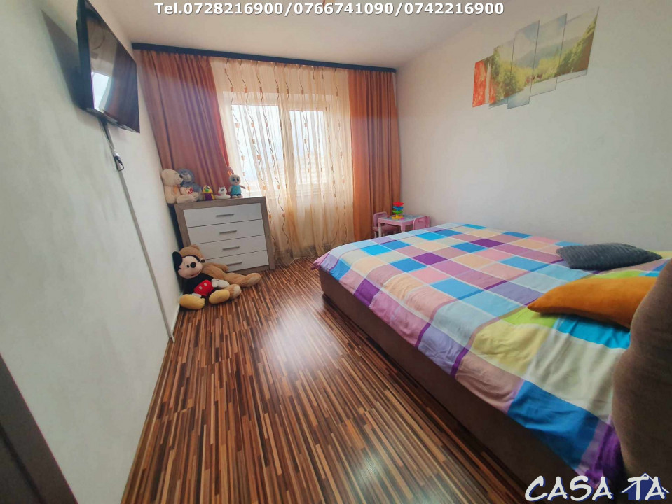 Apartament 3 camere, situat în Târgu Jiu, strada 9 Mai- zona Parcului Lido