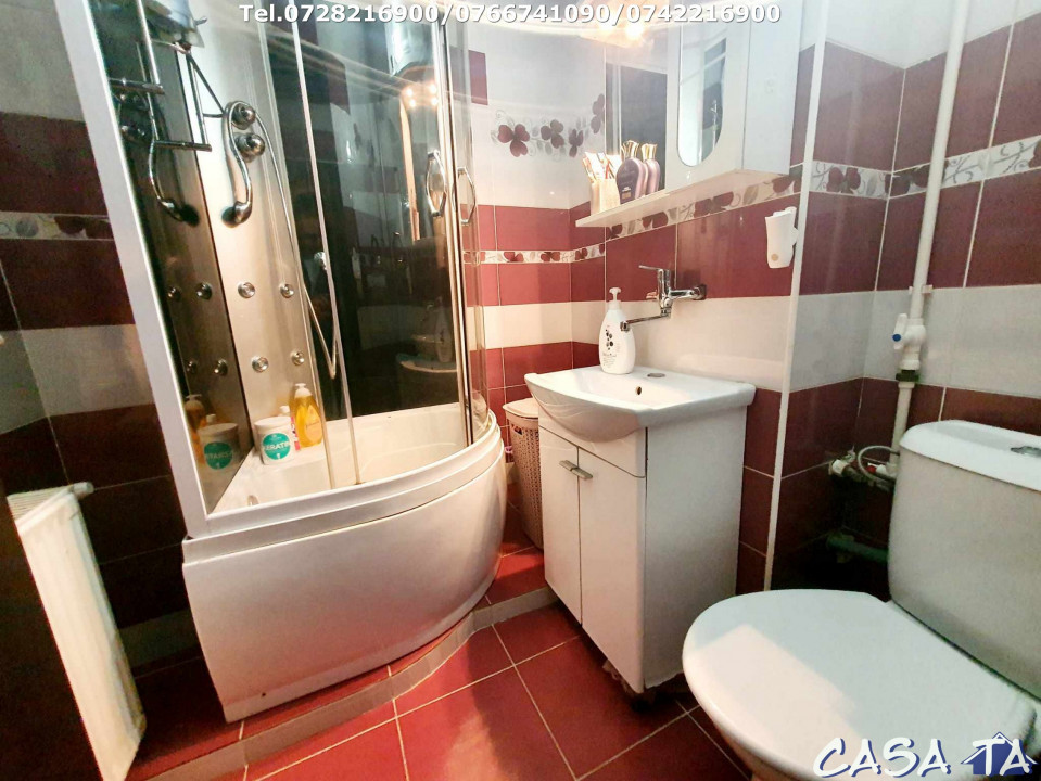 Apartament 3 camere, situat în Târgu Jiu, strada 9 Mai- zona Parcului Lido