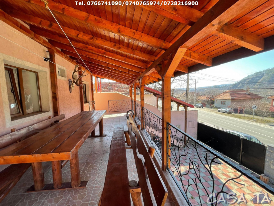 Apartament 3 Camere, Mansarda, Bumbesti Jiu (Sadu)