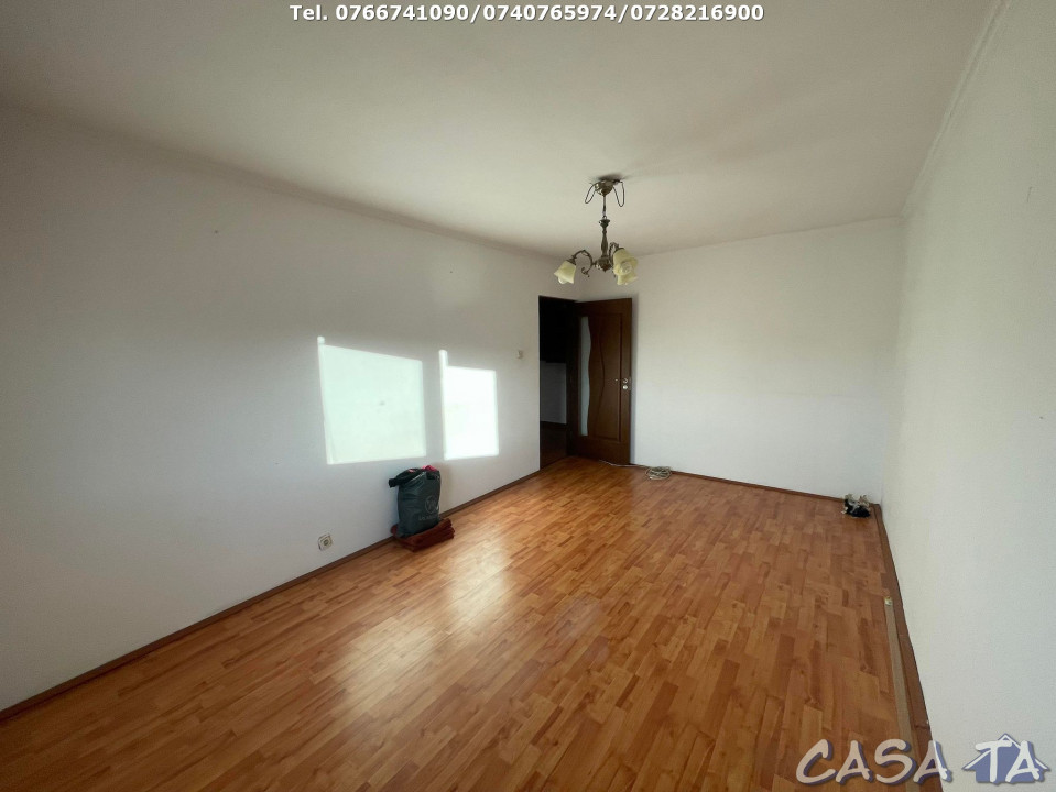 Apartament 3 Camere, Etaj 3, Strada Castanilor