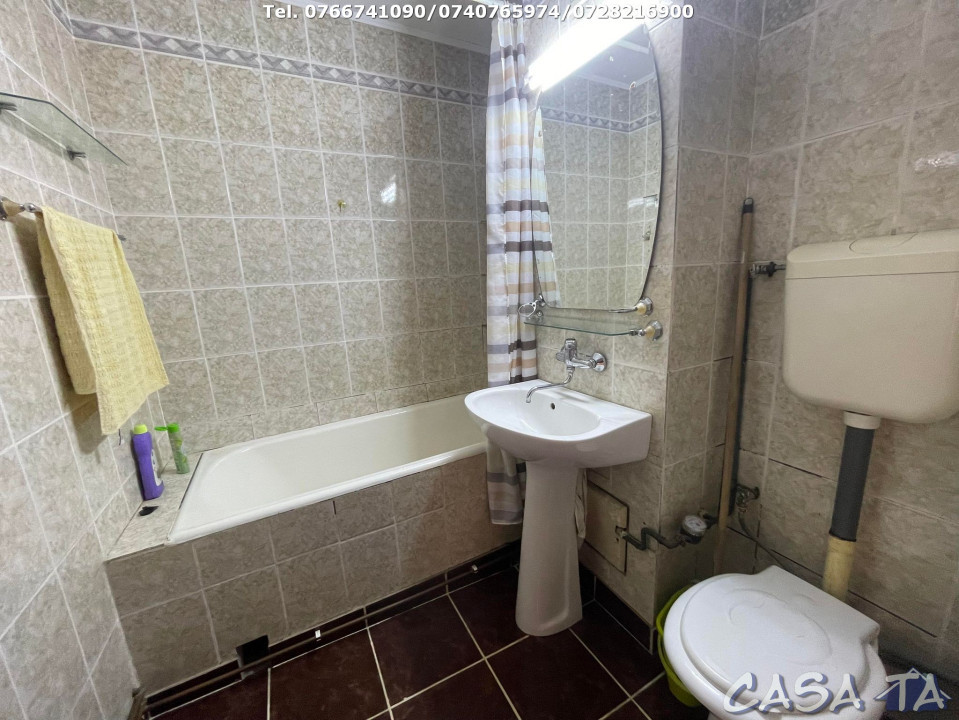 Apartament 3 Camere, Etaj 3, Strada Castanilor