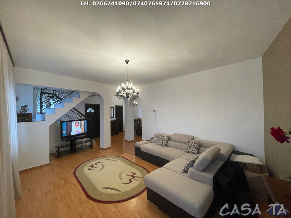 Vila De Lux, D+P+E+M, 5 Camere, Calea Severinului