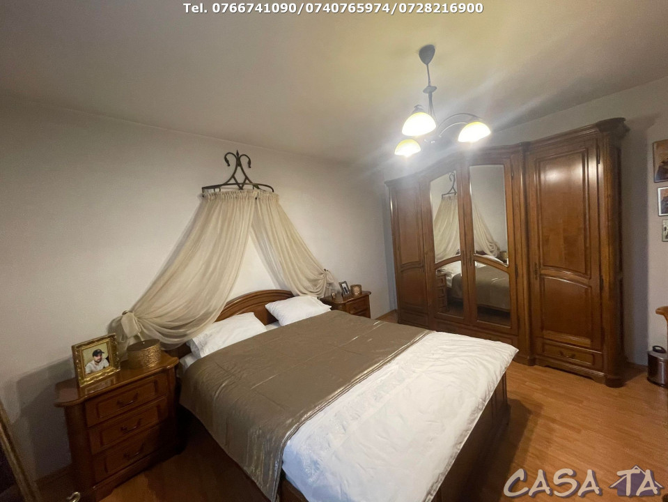 Vila De Lux, D+P+E+M, 5 Camere, Calea Severinului