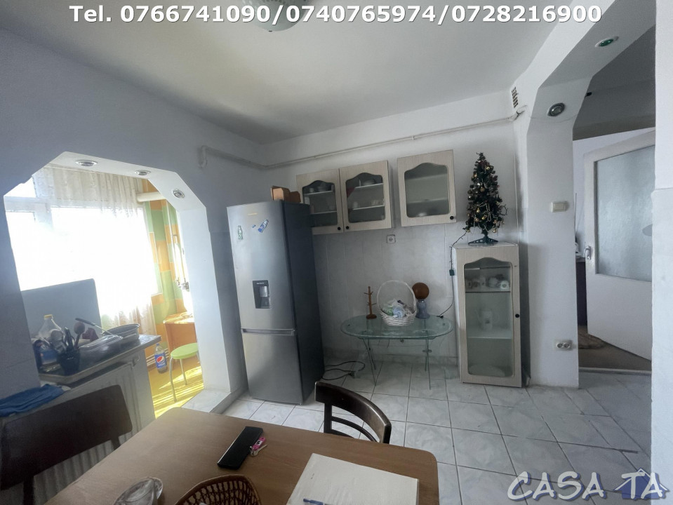Apartament 3 Camere, Etaj 4, Strada Locotenent Colonel Dumitru Petrescu