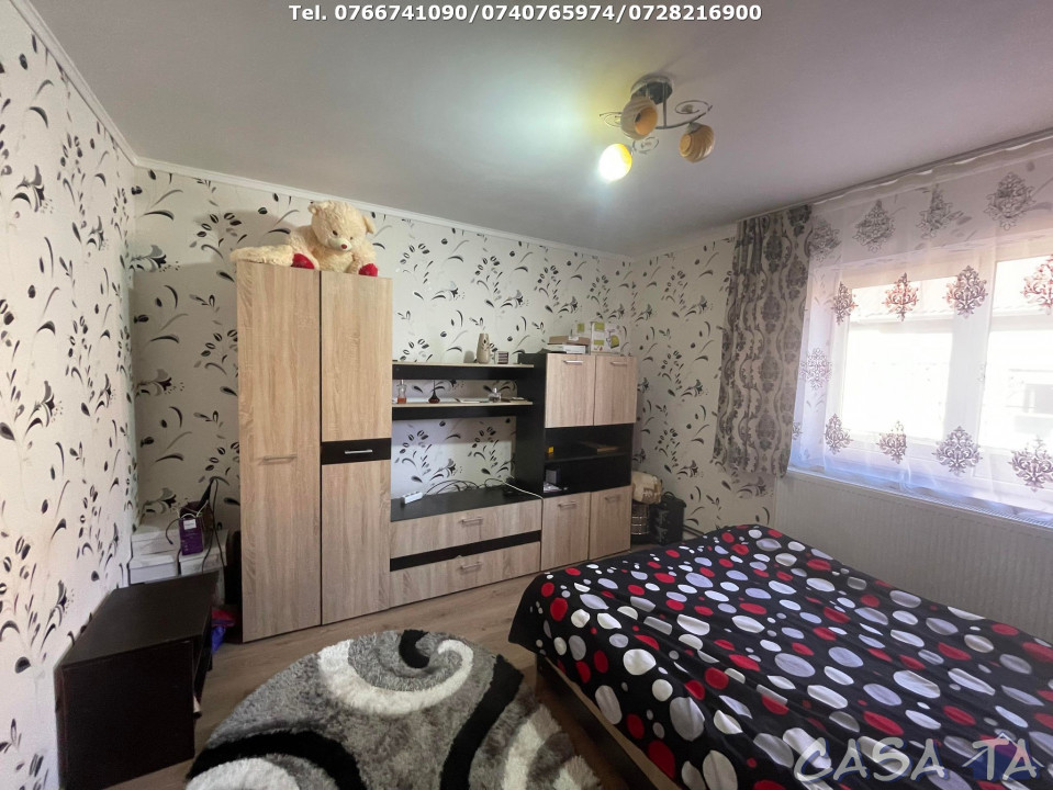 Casa 3 Camere, Strada Cernadia, Targu Jiu