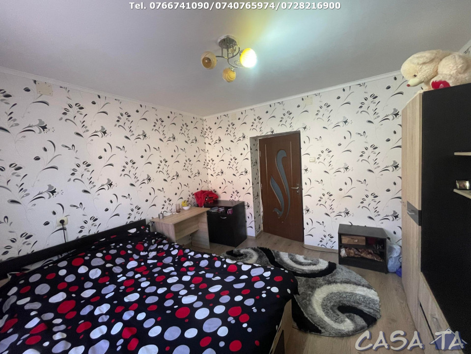 Casa 3 Camere, Strada Cernadia, Targu Jiu