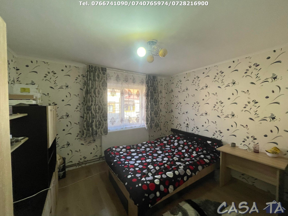 Casa 3 Camere, Strada Cernadia, Targu Jiu