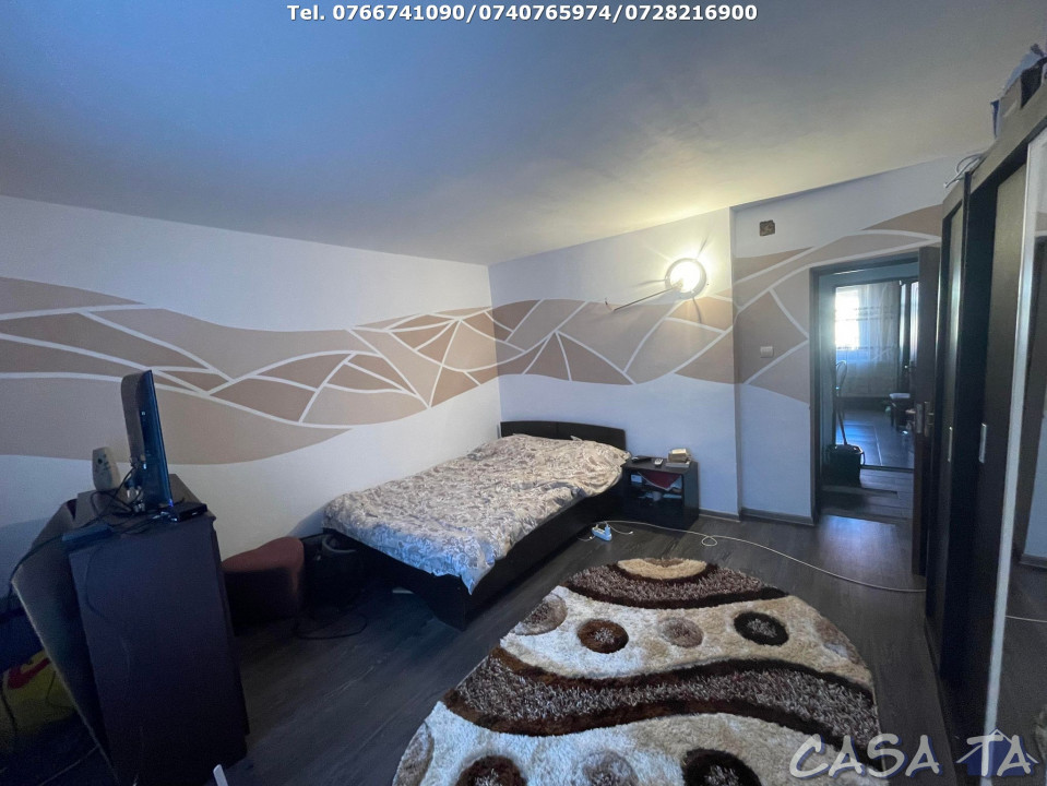 Casa 3 Camere, Strada Cernadia, Targu Jiu