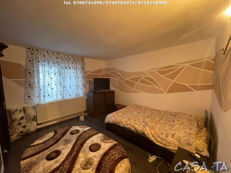 Casa 3 Camere, Strada Cernadia, Targu Jiu