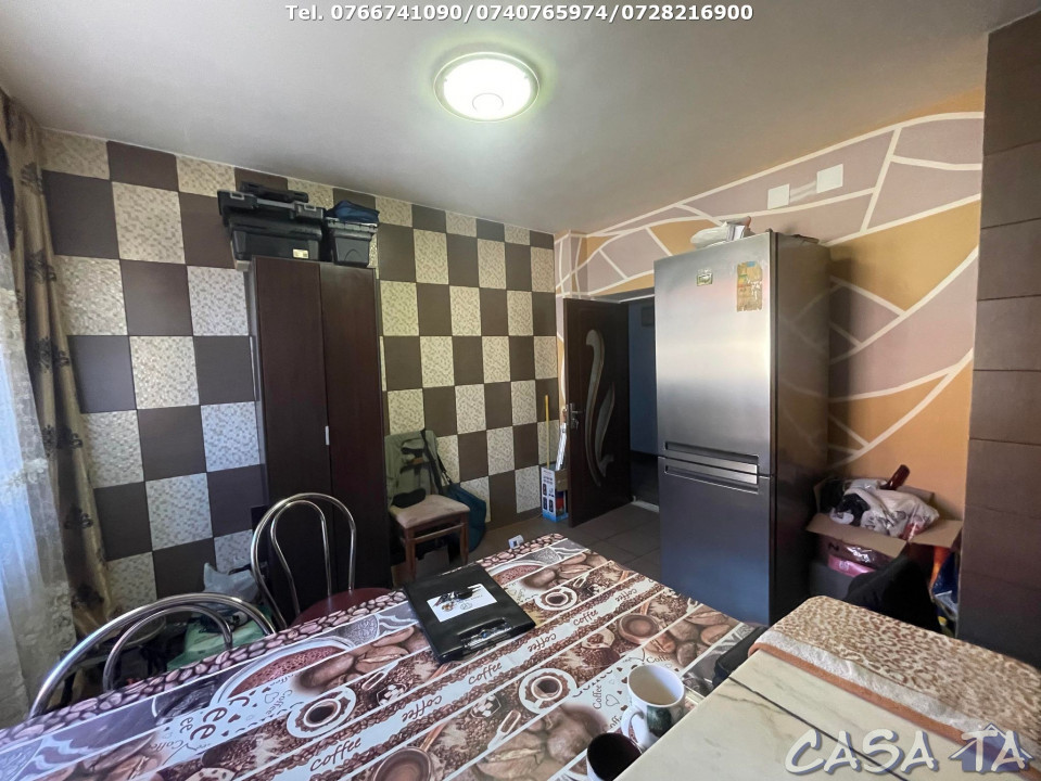 Casa 3 Camere, Strada Cernadia, Targu Jiu