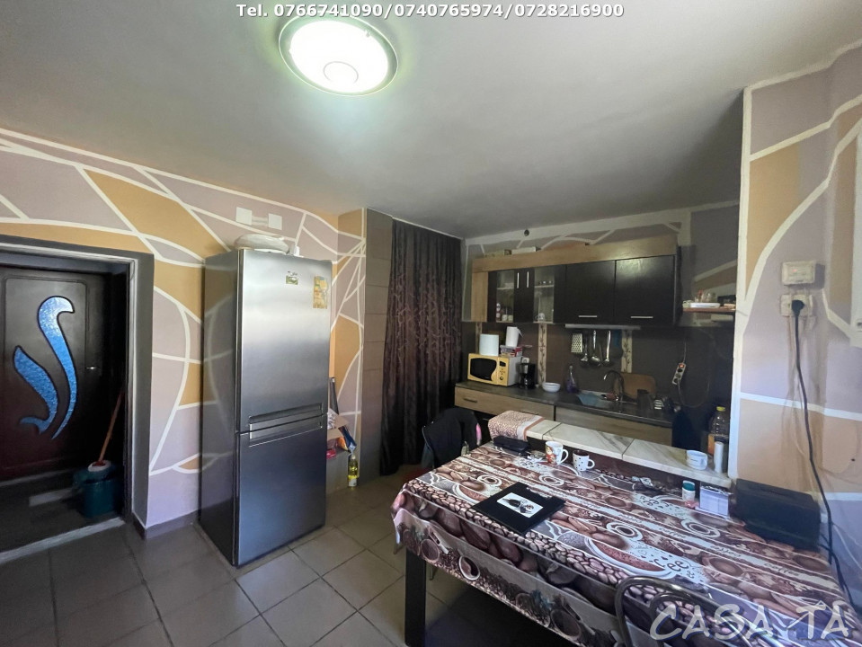 Casa 3 Camere, Strada Cernadia, Targu Jiu