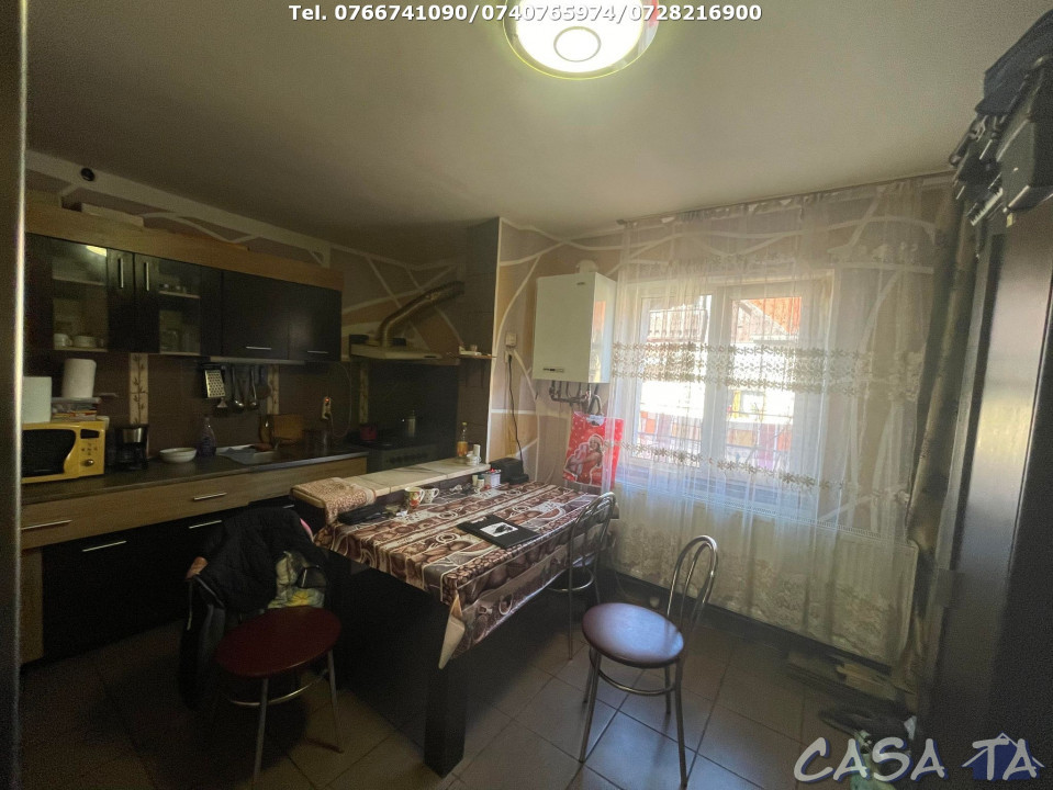 Casa 3 Camere, Strada Cernadia, Targu Jiu