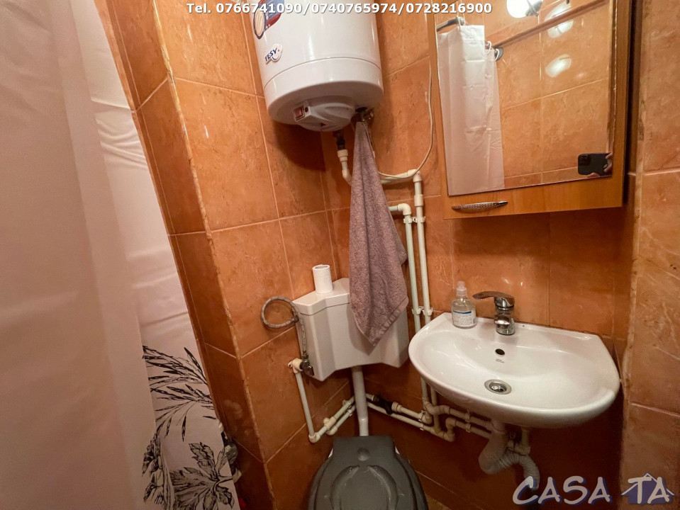 Garsoniera (20 mp), Etaj 1, Strada Ciocarlau - Zona Artego