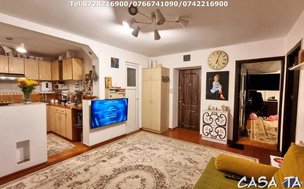 Apartament 3 camere, situat în Târgu Jiu, Str. 22 Decembrie 1989