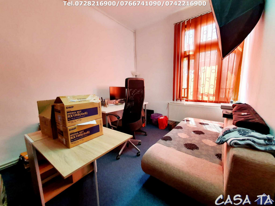 Spatiu comercial, în Târgu Jiu,  Str. 11 Iunie 1848