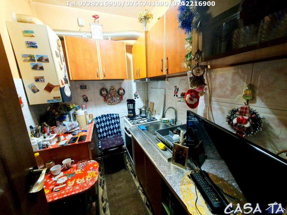 Garsoniera, situata în Târgu Jiu, Aleea Plopilor