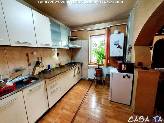 Apartament 3 camere, situat în Târgu Jiu, Aleea Teilor