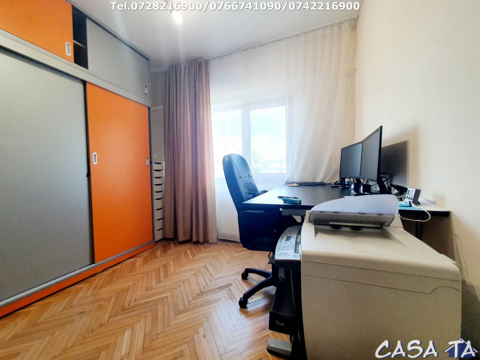 Apartament 4 camere, situat în Târgu Jiu, Str. Traian