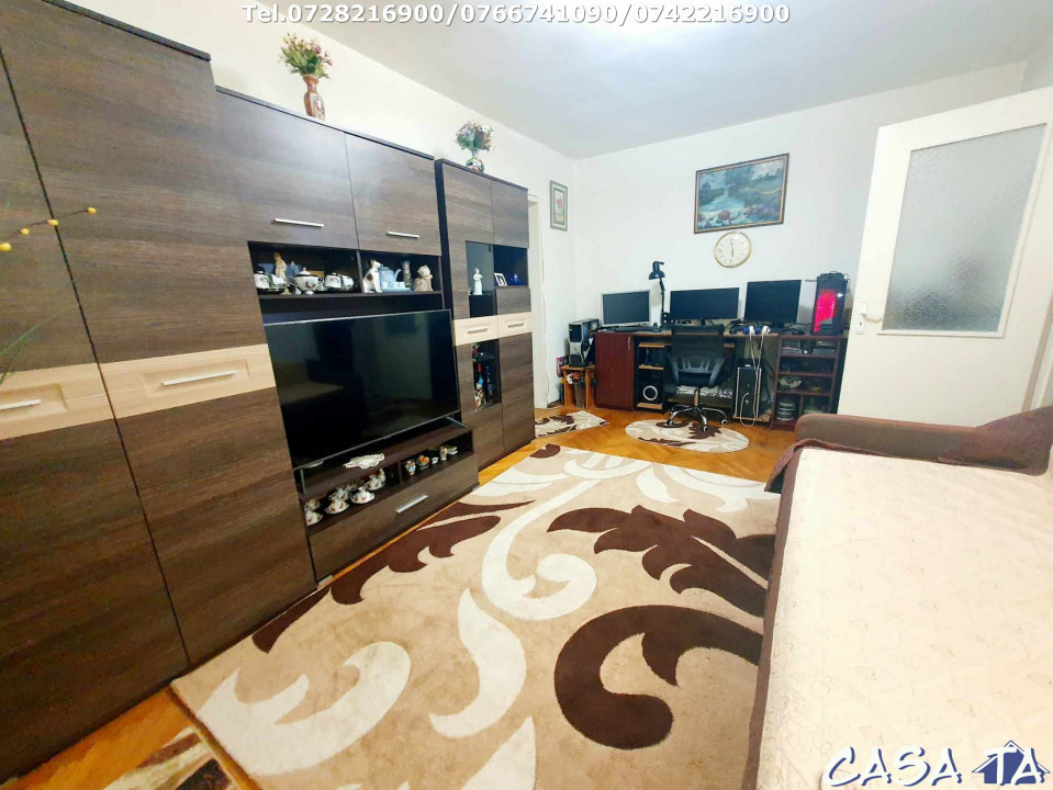 Apartament 2 camere, situat în Târgu Jiu, Str G-ral Christian Tell 