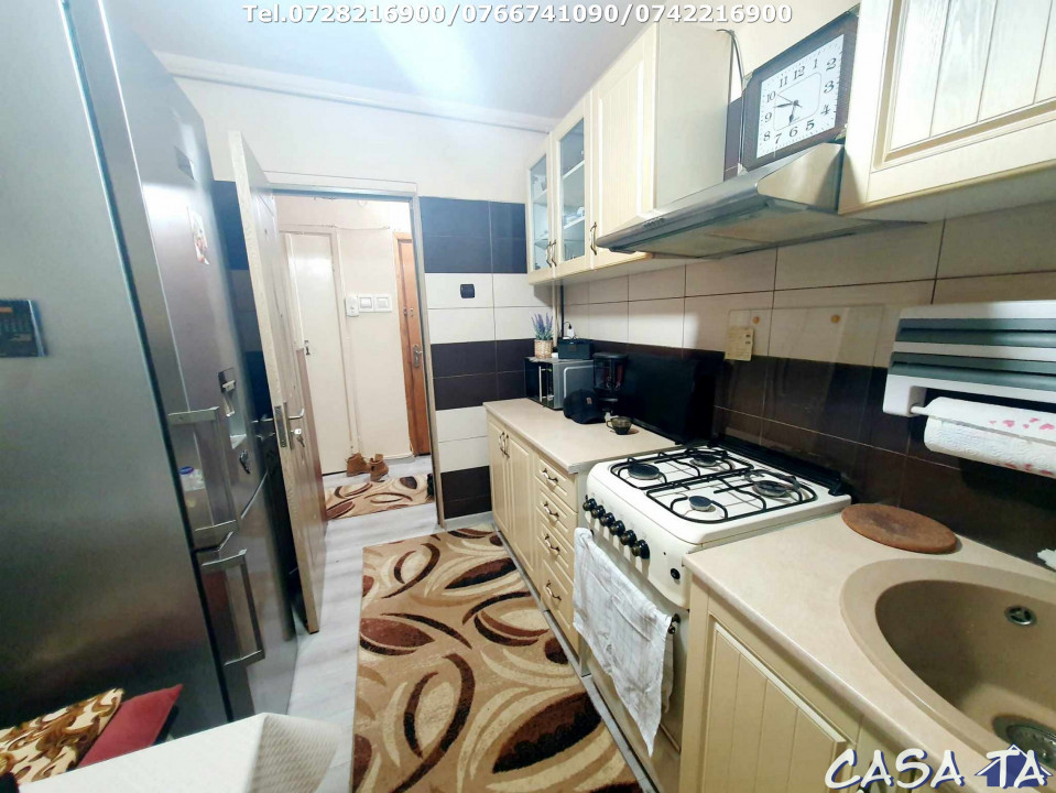 Apartament 2 camere, situat în Târgu Jiu, Str G-ral Christian Tell 