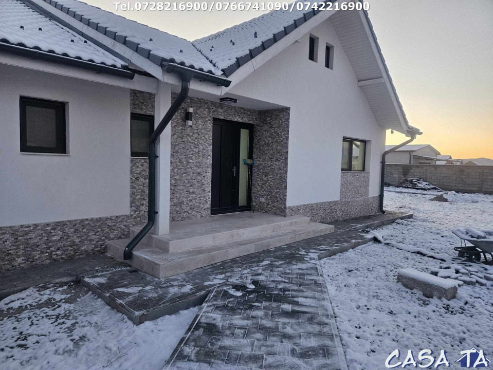 Casa, situata în Târgu Jiu Str.Prelungirea Panduri