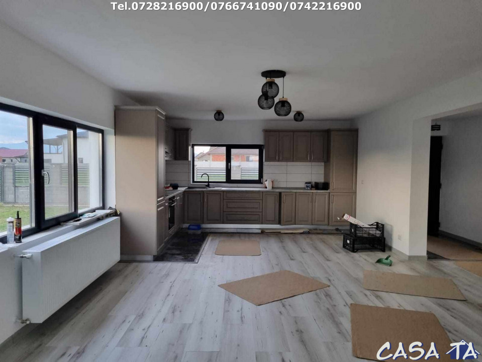Casa, situata în Târgu Jiu Str.Prelungirea Panduri