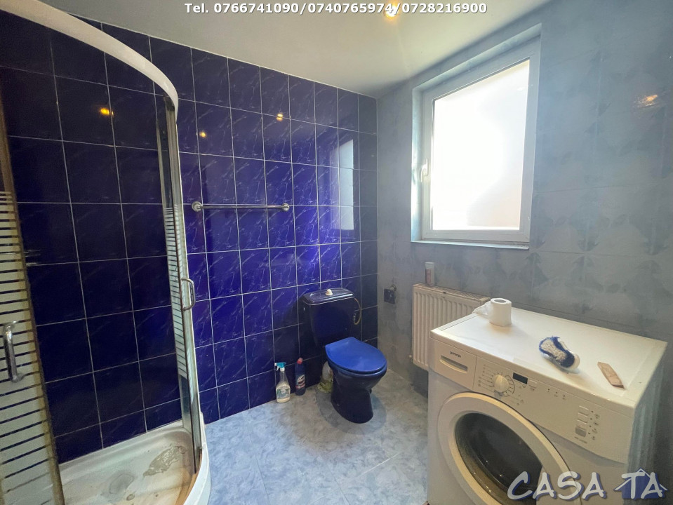 De Vanzare 2 Case La Cheie, Strada Petresti