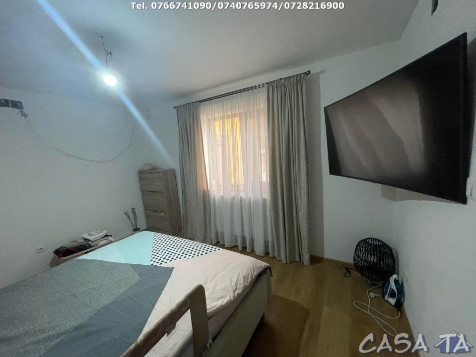 Casa 4 Camere  P+1, Strada Cezar Petrescu - Targu Jiu