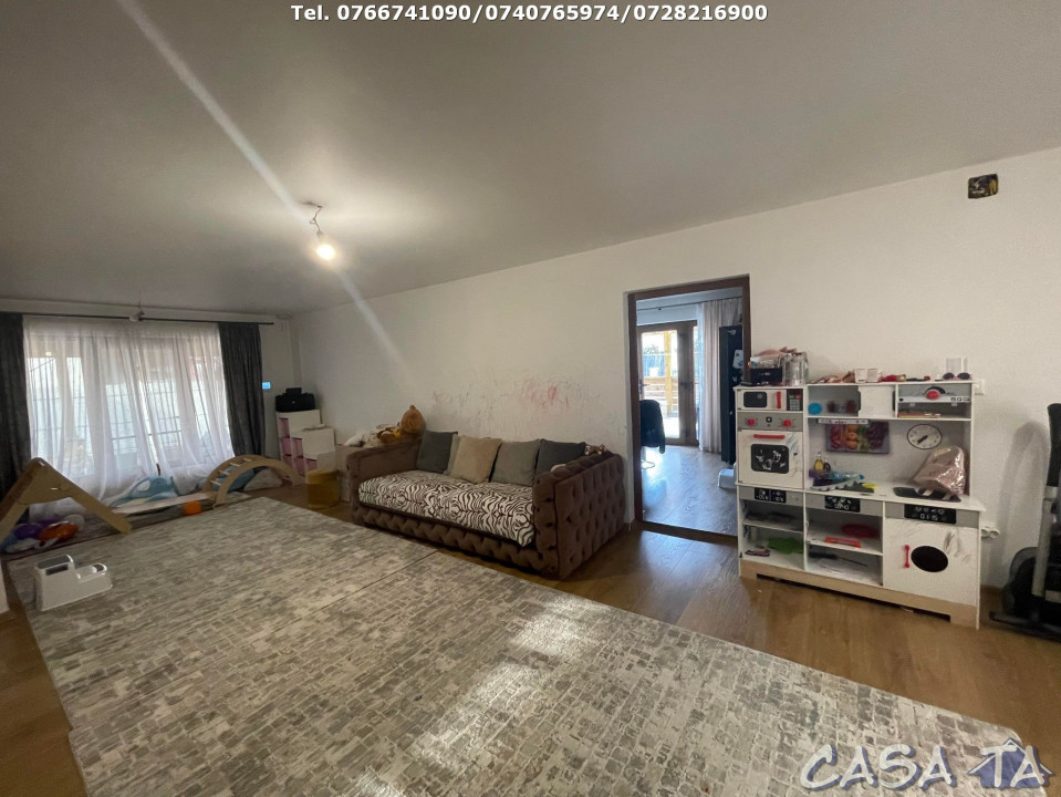 Casa 4 Camere  P+1, Strada Cezar Petrescu - Targu Jiu