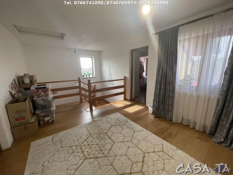 Casa 4 Camere  P+1, Strada Cezar Petrescu - Targu Jiu