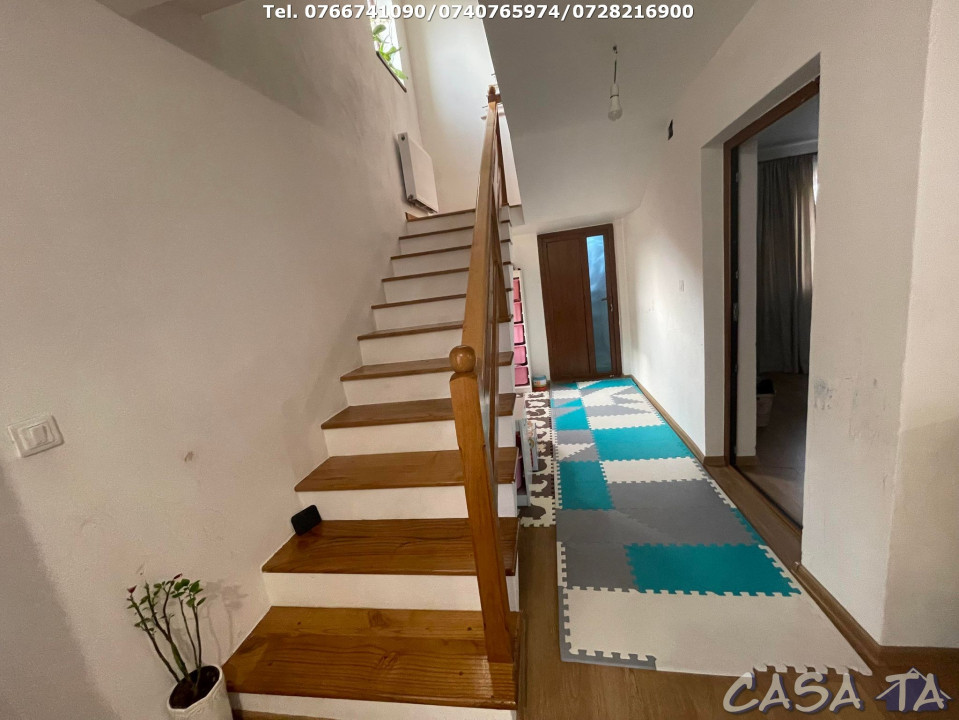 Casa 4 Camere  P+1, Strada Cezar Petrescu - Targu Jiu
