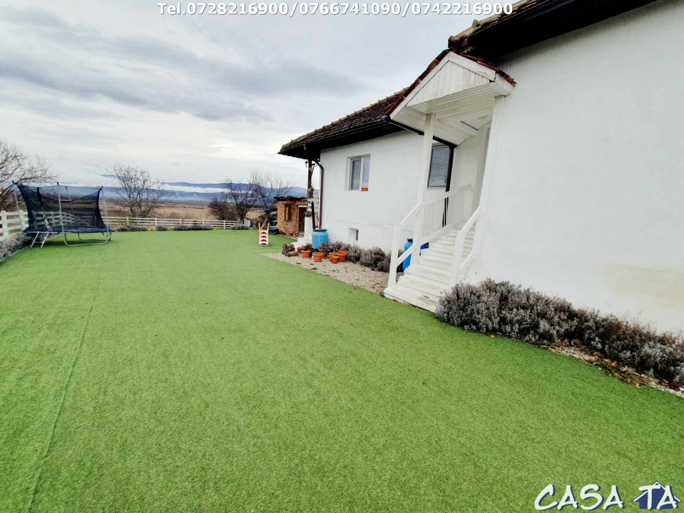 Închiriere casa cocheta, situata în Tetila 