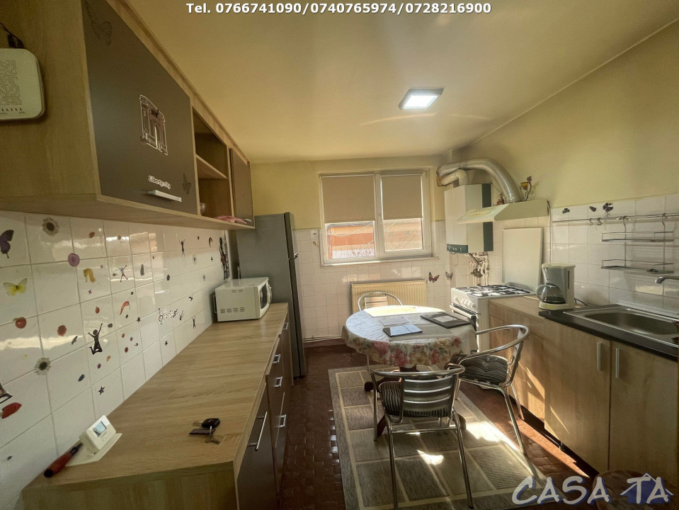 Apartament 3 Camere, Etaj 1, Aleea Brandusei