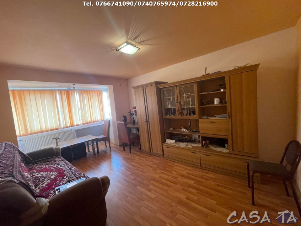 Apartament 2 Camere, Etaj 4, Strada Mioritei