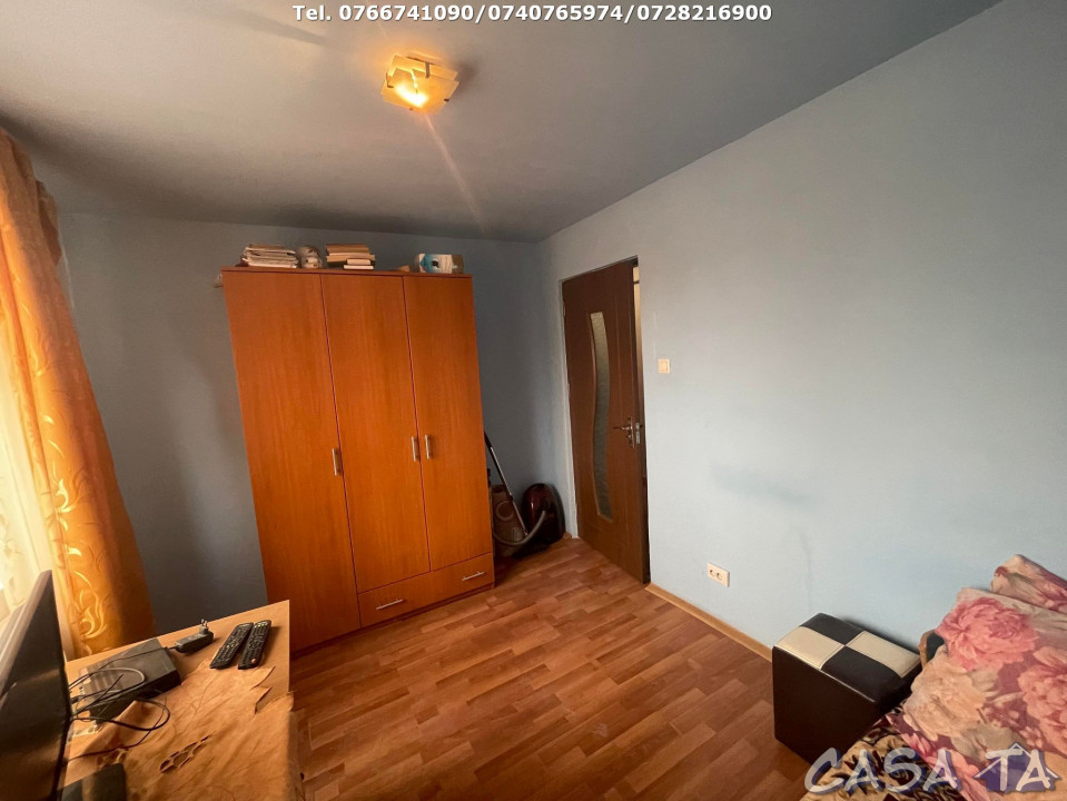 Apartament 2 Camere, Etaj 4, Strada Mioritei