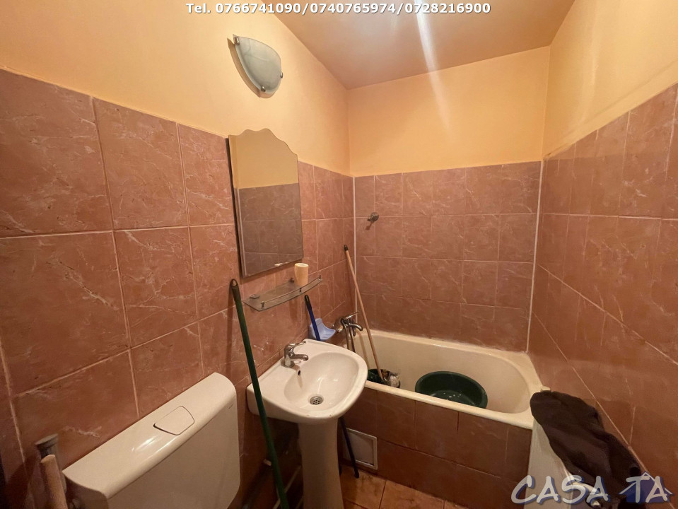 Apartament 2 Camere, Etaj 4, Strada Mioritei