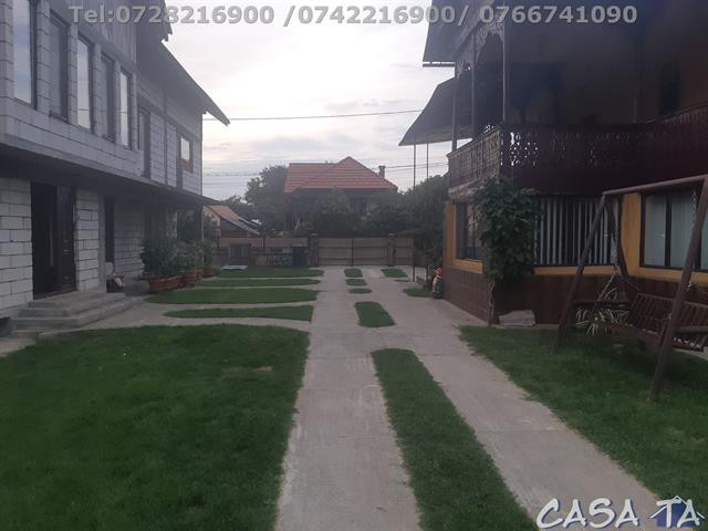 Ansamblu Rustic, Slobozia