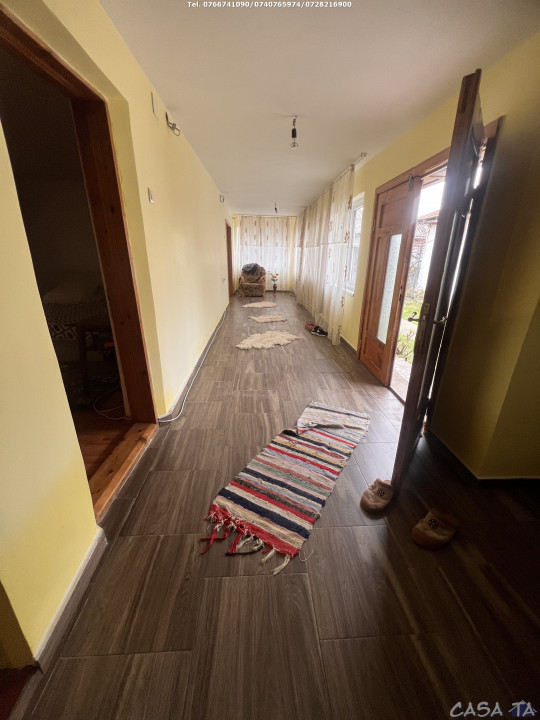 Proprietate compusa din doua Case, anexe gospodaresti, situata în Glogova, Gorj 