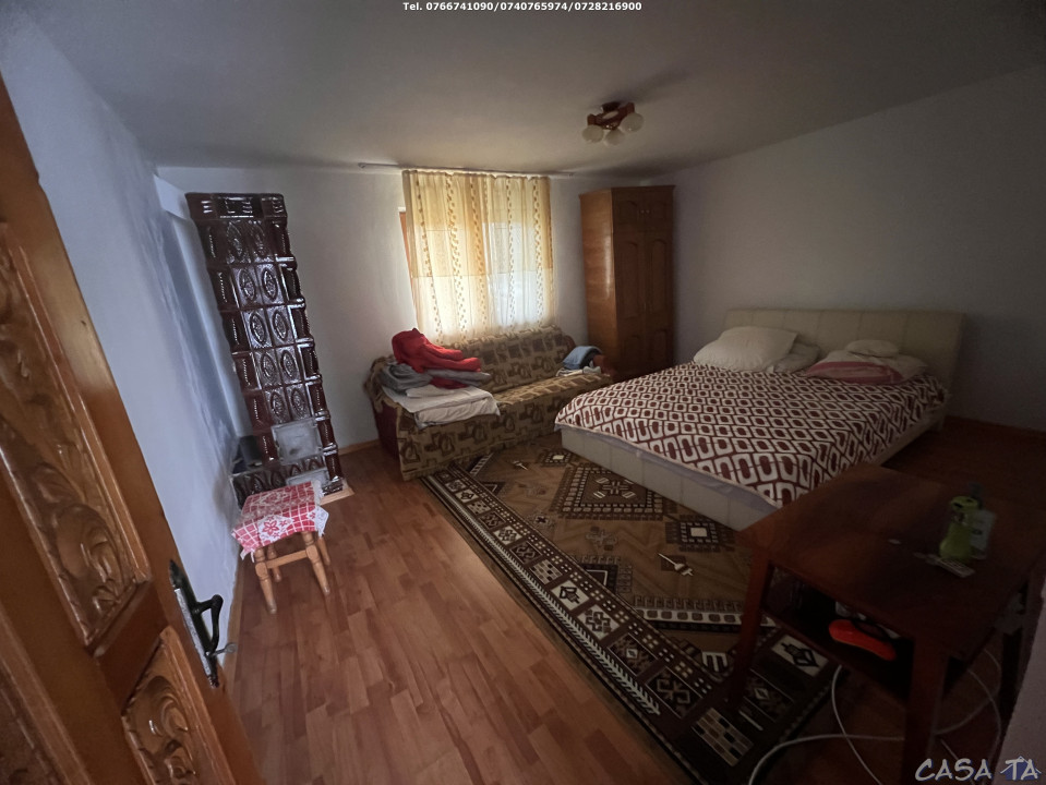 Proprietate compusa din doua Case, anexe gospodaresti, situata în Glogova, Gorj 