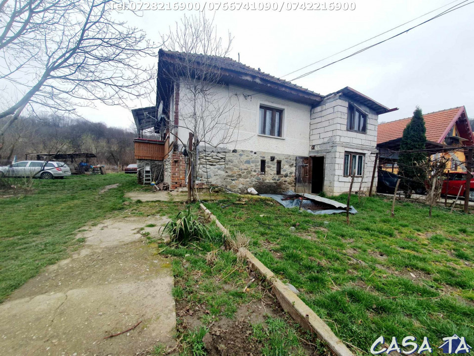 Casa Boiereasca D+P si Teren Aferent (6059 mp), Sambotin - Schela