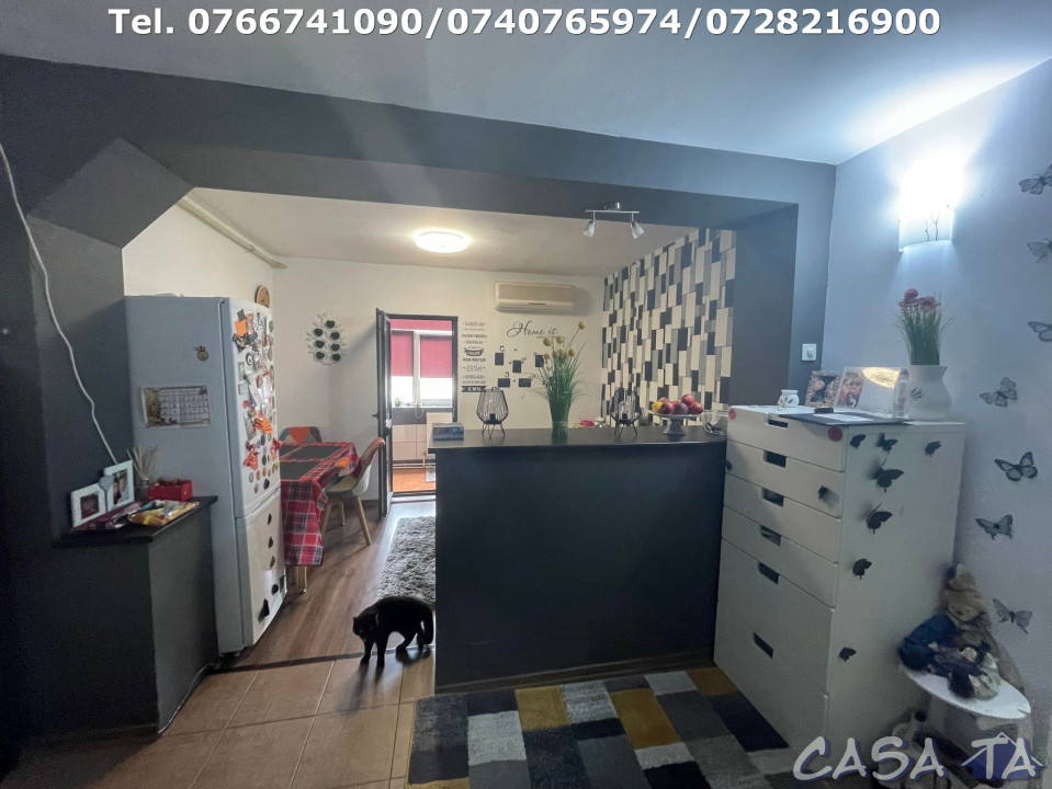 Apartament 3 Camere, Etaj 4, Strada 23 August