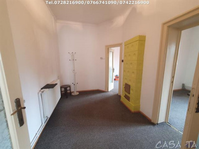 Închiriere spatiu birouri, în Târgu Jiu, Calea Eroilor