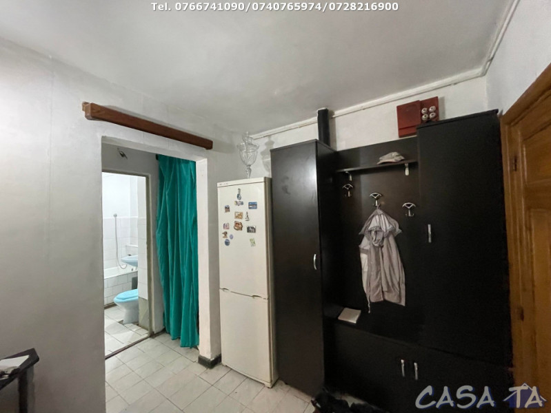 Apartament 2 Camere, Etaj 1, Strada Dacia ( Zona Mall)