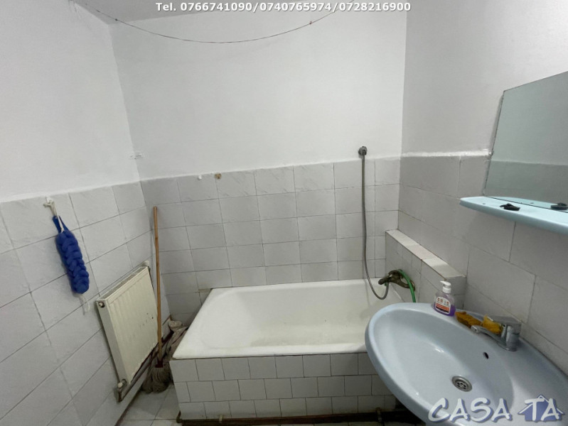 Apartament 2 Camere, Etaj 1, Strada Dacia ( Zona Mall)