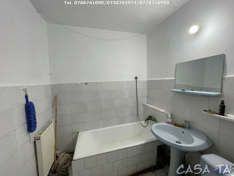 Apartament 2 Camere, Etaj 1, Strada Dacia ( Zona Mall)