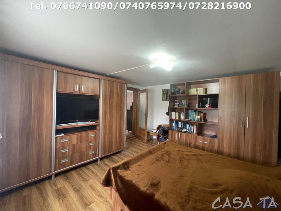 Casa 4 Camere + Anexe, Pestisani - Bradiceni