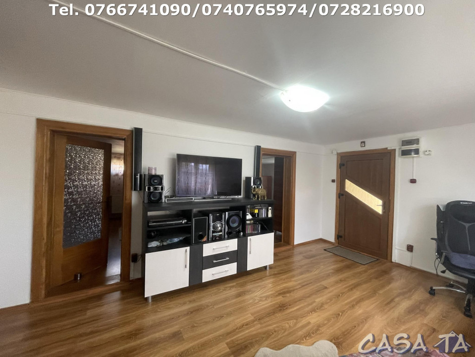 Casa 4 Camere + Anexe, Pestisani - Bradiceni