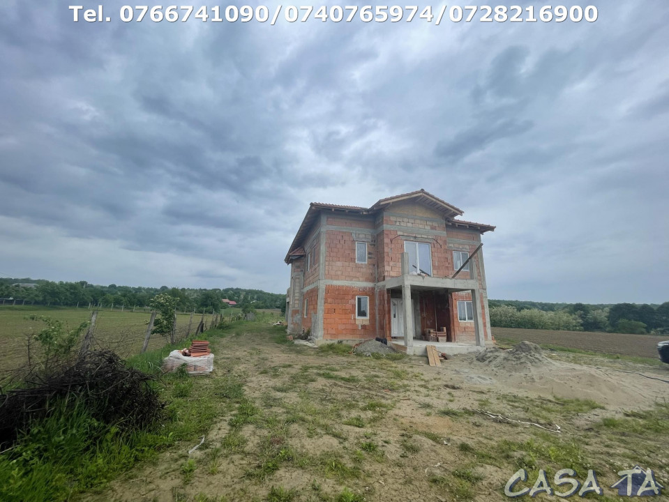 Casa 10 Caere, P+1 (la rosu), Urechesti