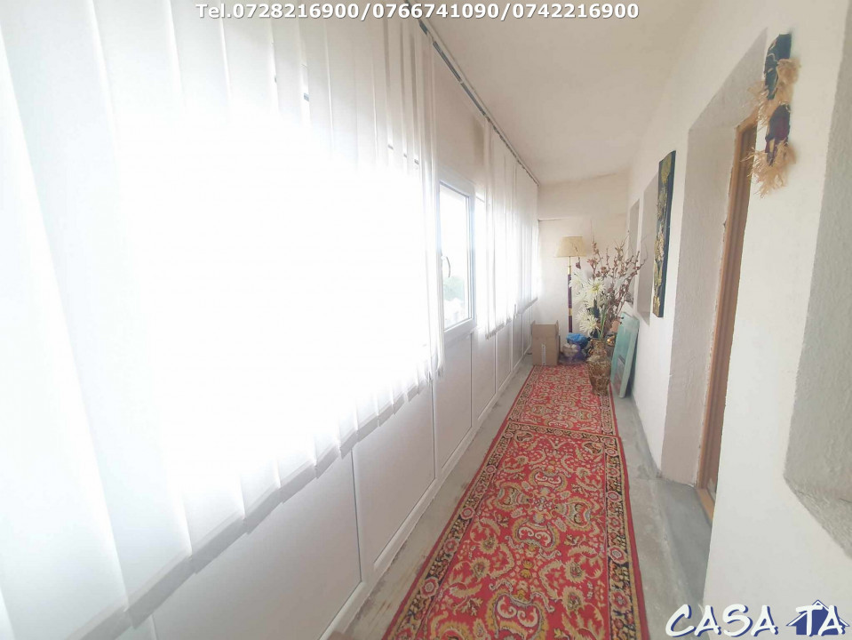 Apartament 3 camere, situat în Târgu Jiu, str Victoriei (Ultracentral)